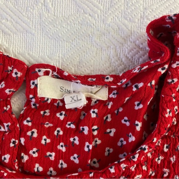 Scrunch Red Top - Picture 4 of 5